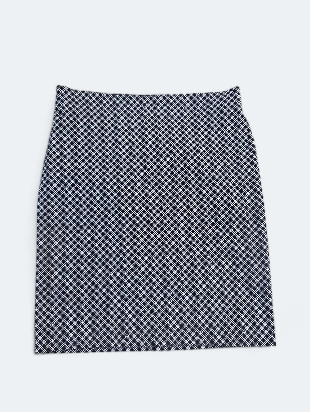 Studio Point Black & White Diamond Pattern Pencil Skirt - Size Medium